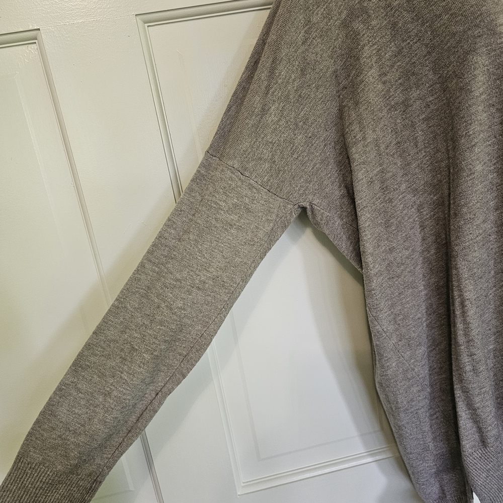 Dreamers Gray Crew Neck Sweater Relaxed Fit - Picture 3 of 5